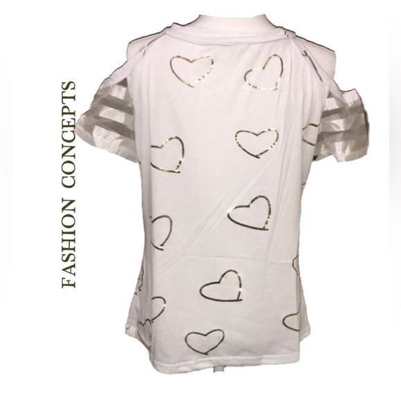 ☄️Any 2 for $10 ☄️
B7 NWT Geometric Casual V-Neckline Short Sleeve Blouse. B7 - Picture 3 of 12